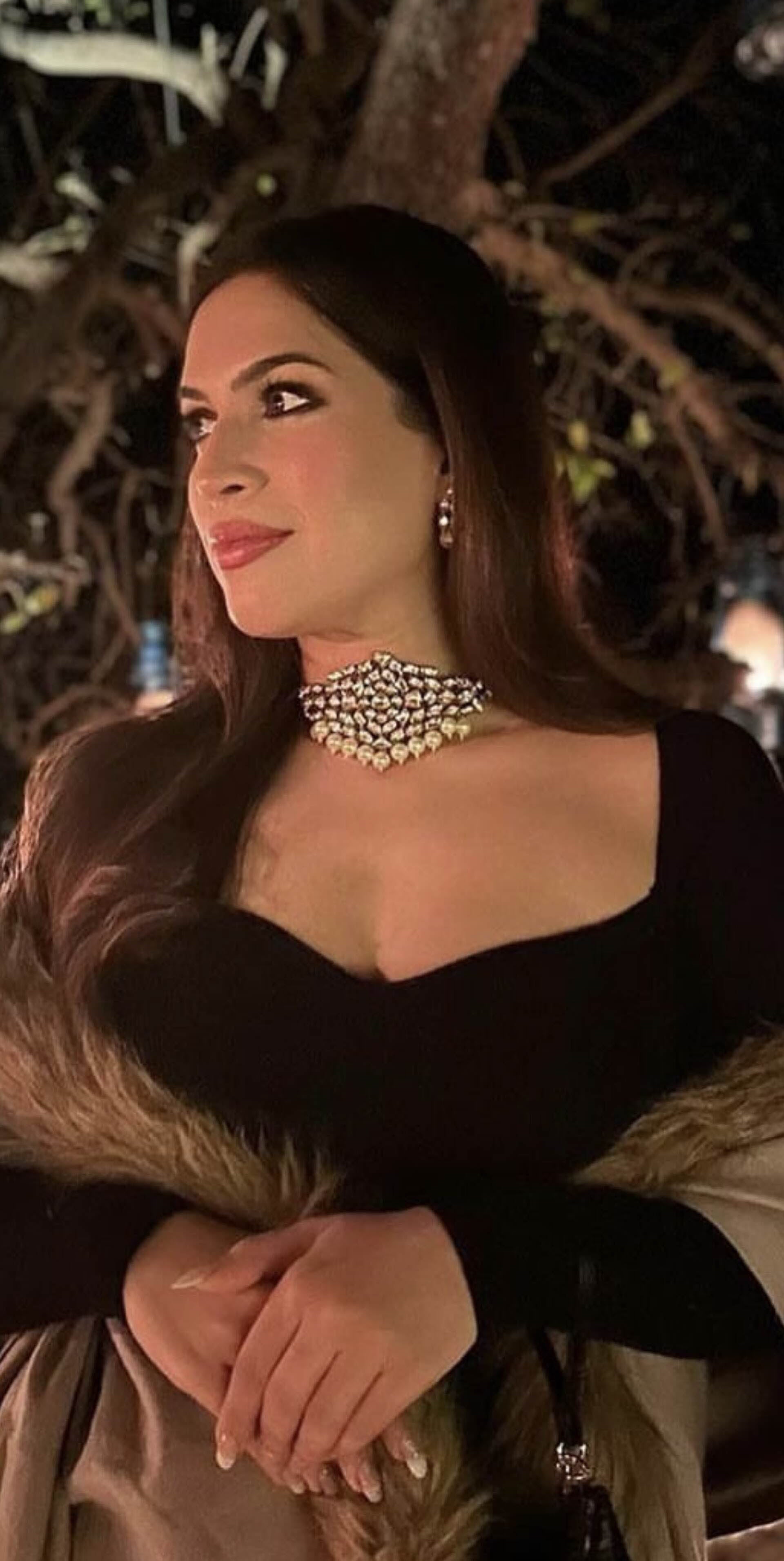 Nazrana Set with Floral Earrings