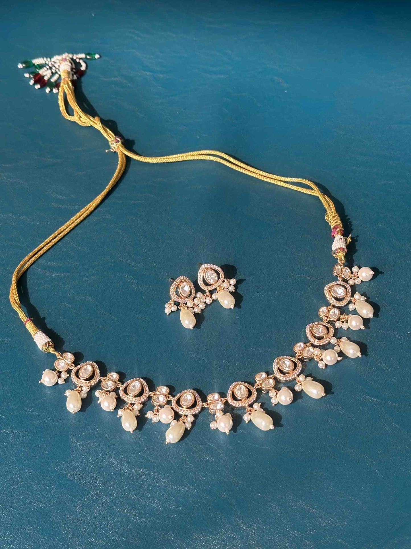 Tara Necklace and Earrings Set